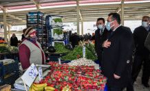 İktidar mensupları saraylarında oturup millete 'dayanın' diyeceğine, halkın içine girip milletin ne halde olduğunu görsün