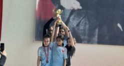 Yunusemre’nin Yüzücüleri İl Birinciliğinde Şampiyon Oldu