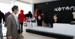 Kaymakam Kaya, ilçe esnafını korona virüse karşı tek tek uyardı