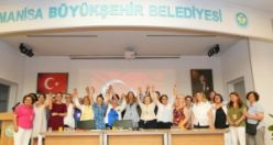 CHP Kadın Kolları Genel Başkanı Aylin Nazlıaka Manisa’da Başkan Özalper ve Manisa Örgütüne Övgü