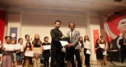Demirci'nin Harika Çocukları Sahneye Çıktı