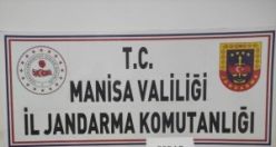 Kubar esrarı göğsünde saklıyordu! Yakalandı