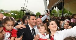 Başkan Zeyrek Miniklerin Bayram Coşkusuna Ortak Oldu
