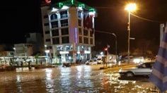 Köprübaşı'nı sağanak yağış ve dolu vurdu geçti