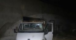 Çaldığı kamyonetle, kurbanlıkları çalarken suçüstü yakalandı
