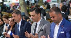 Zeyrek: “Yunus’un ‘Sevelim Sevilelim, Dünya Kimseye Kalmaz’ Sözü, İnsanlığa Bırakılmış En Büyük Mirastır”