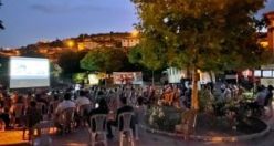 Dağdere’de ilk kez açık hava sinema etkinliği düzenlendi