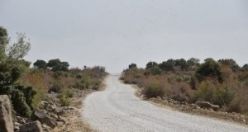 Demirci'de 2 Yılda 200 kilometrelik Yol Asfaltla Buluşturuldu