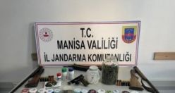 Yetiştirdiği uyuşturucuyu aracıyla satıyordu! Jandarmaya yakalandı