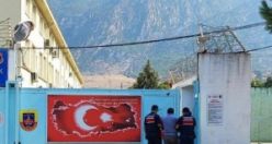 Hakkında kesinleşmiş 25 yıl 8 ay cezası olan şahıs yakalandı
