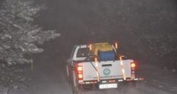 Karda Mahsur Kalanların İmdadına  Büyükşehir Ekipleri Yetişti