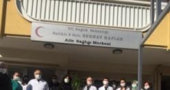 Salihli Belediyesi Sağlık Çalışanlarının Bayramını Çiçekle Kutladı