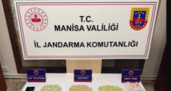 Uyuşturucu ticareti yapan iki kişi yakalandı
