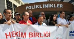 Manisa’daki hekimlerden de iktidara  “Vergide adalet istiyoruz” seslenişi yaptı