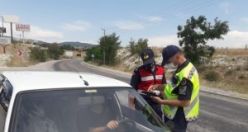 Demirci'de bayram sonu Jandarma giriş ve çıkışlarda kontrolleri artırdı