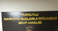 Gençleri zehirleyeceklerdi! Yakalandılar!