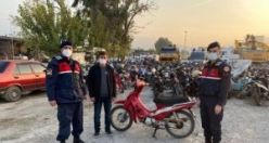 Motosikleti çalıp şasi numarasını kazımışlar