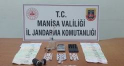 Uyuşturucu Madde  Ticareti ve Kullanmak İçin Uyuşturucu veya Uyarıcı Madde Satın Almak, Kabul Etmek veya Bulundurmak Suçundan Gözaltına Alındı