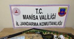 Uyuşturucu ticaretine suçüstü! 4 kişi gözaltında