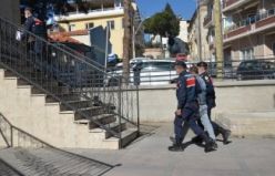 Kablo Hırsızı Aracıyla Kaza Yapınca Yakayı Ele Verdi