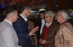Demirci İhsan Temel'i bağrına bastı