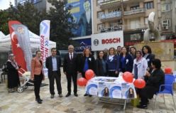 Diyabet Gününde Vatandaşlara Ücretsiz Kan Şekeri Ölçümü Yapıldı