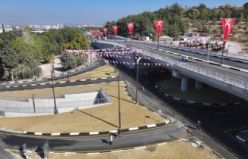 Manisa Ulaşımına Yeni Bir Nefes: Cumhuriyet Kavşağı Açıldı