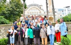  Gördesli Kadınlar Tarihi Mekanları Gezdi