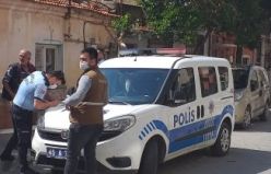 Okul Bahçesine İnek Bağlamıştı