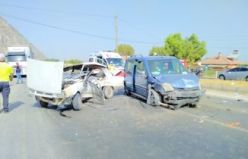 Feci kaza ! 1 kişi hayatını kaybetti 3 kişi yaralandı