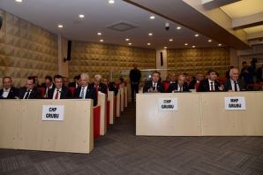 Büyükşehir Meclisi Yeni Dönem İlk Toplantısını Gerçekleştirdi