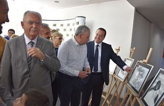 Dört yapraklı yonca karma sergi açıldı