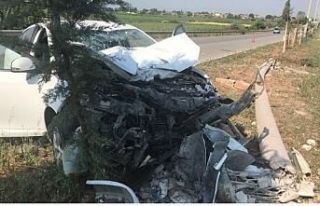 Hurdaya dönen otomobilden 6 yaralı çıktı