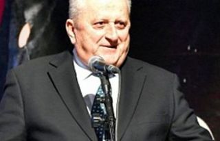 Sıra Geldi Evdeki Koltuklara - Rıfat Serdaroğlu...