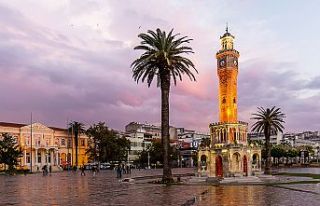 İzmir'de Koronavirüs Vakaları En Yüksek Verilere...
