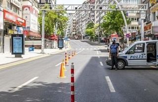 Hafta içi her gün 21:00 - 05:00 arasında sokağa...