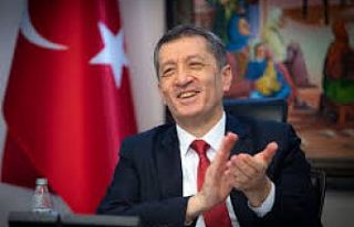 Milli Eğitim Bakanı Ziya Selçuk'tan yüz yüze...