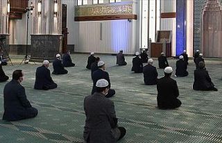 Yarın bayram namazı kılınacak mı?