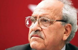 Mona Roza öksüz kaldı! Sezai Karakoç vefat etti