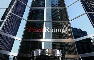 Fitch Ratings, Türkiye'nin kredi notunu "B+"ya...
