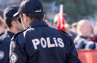 Cinayet zanlısı cinayette kullanılan bıçakla...