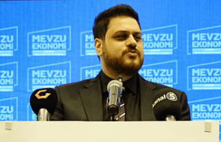 Cuma Akşamı Piyasaya En Az 4 Milyar Dolar Sürüldü