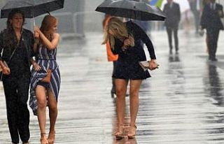 Hava sıcaklıkları düşüyor! Şemsiyeleri çıkarın...