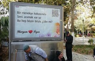 Aşk yaptırır! Sevdiği kadına olan aşkını tüm...