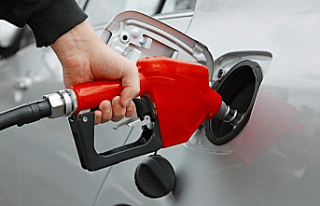 Benzine zam bu gece yarısı