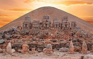 Nemrut Dağı Nerede? Nemrut Dağına Nasıl Gidilir?