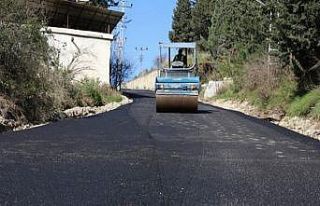 Defne, İskenderun ve Arsuz'da yollar yenileniyor