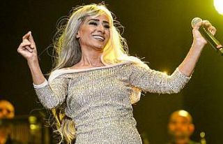 Yıldız Tilbe'den 30'uncu yıl konseri