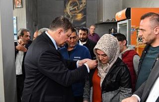 AKP'den istifa edip CHP'ye geçenlere parti...