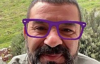 Ünlü oyuncu 'mor gözlük' farkındalığı